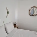 Holiday House In Paros Casa de Férias Naousa