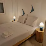 Holiday House In Paros Casa de Férias