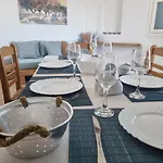 Holiday House In Paros Casa de Férias *