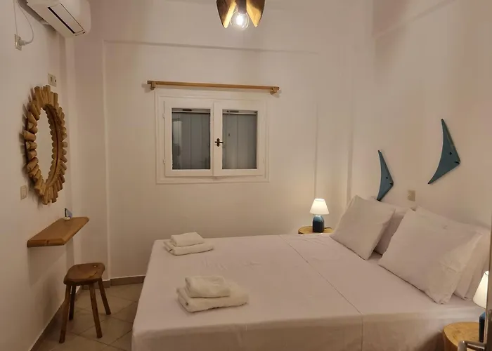 Holiday House In Paros Hébergement de vacances