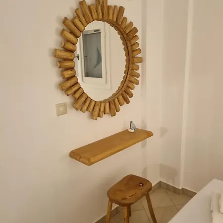 펜션 Holiday House In Paros 나오우사