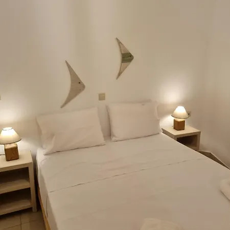 펜션 Holiday House In Paros