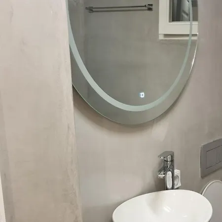 Holiday House In Paros 펜션 *