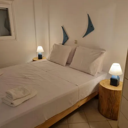 Holiday House In Paros 펜션