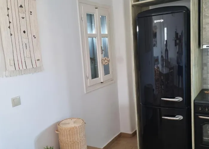 Nyaraló Holiday House In Paros Náusza